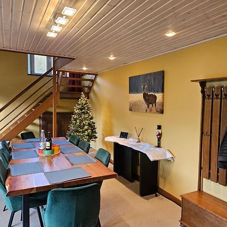 Le Lombry Villa Айвейл Екстериор снимка