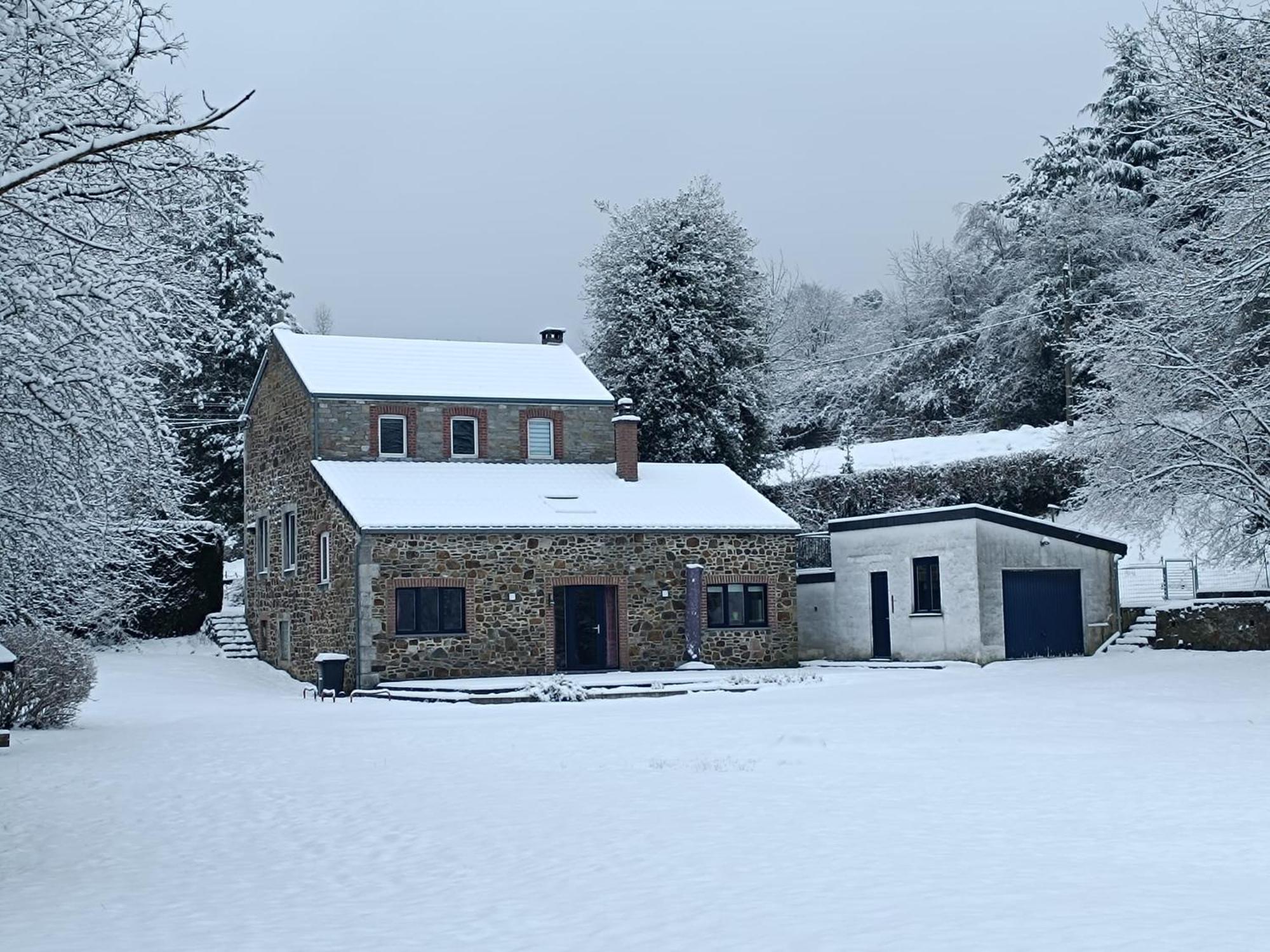 Le Lombry Villa Айвейл Екстериор снимка